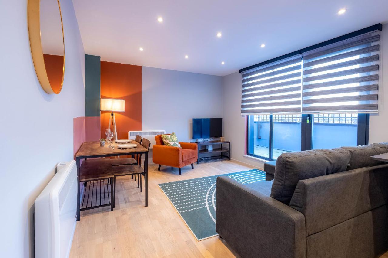 Luxurious Apartments Hackney Near Train Station ロンドン エクステリア 写真