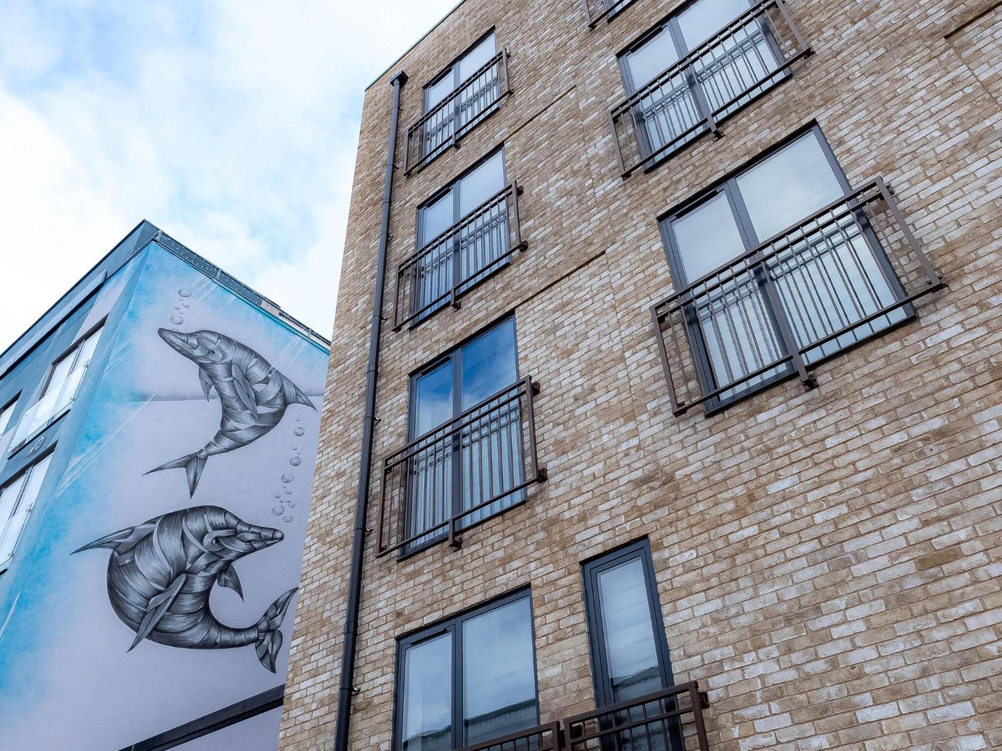 Luxurious Apartments Hackney Near Train Station ロンドン エクステリア 写真